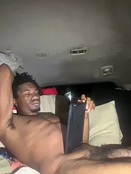 SlimeCrownzOut5 online show from 12/26/24, 02:01