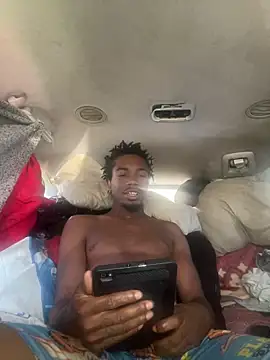 SlimeCrownzOut5 online show from 12/27/24, 04:43