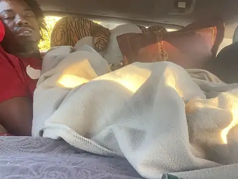 SlimeCrownzOut5 online show from 10/22/25, 01:55