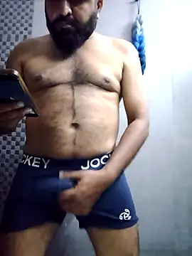 Snapshot of Daddy_inurhouse chatting on 11/06/25, 07:48 Daddy inurhouse online show from 11/06/25, 07:48