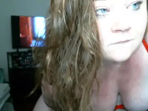 Snapshot of alishababy5678 chatting on 04/17/26, 12:46 alishababy5678 online show from 04/17/26, 12:46