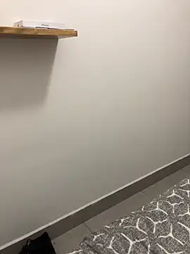 Snapshot of thfrances chatting on 10/01/25, 12:05 thfrances online show from 10/01/25, 12:05