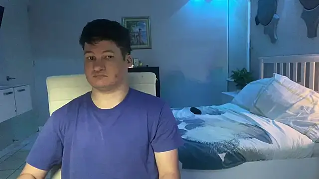 Snapshot of Lorenzo_hernandez chatting on 03/19/25, 12:15 Lorenzo hernandez online show from 03/19/25, 12:15