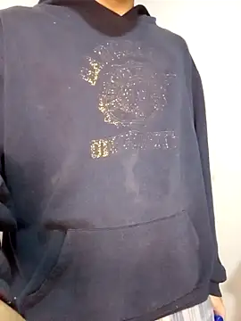 Snapshot of Mrdetonador chatting on 10/02/25, 07:04 Mrdetonador online show from 10/02/25, 07:04