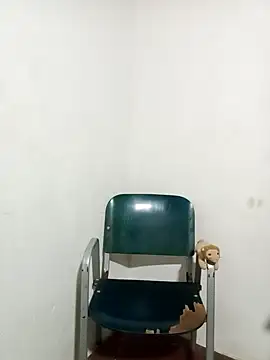 Snapshot of Mrdetonador chatting on 10/05/25, 06:23 Mrdetonador online show from 10/05/25, 06:23