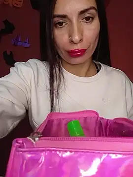 Chicavixy online show from 11/08/25, 01:06