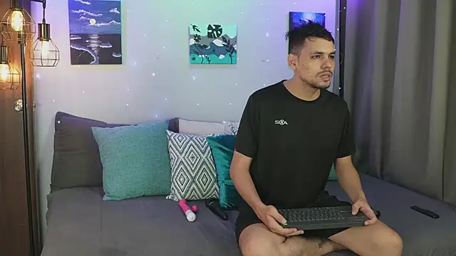 Cleoanubis- online show from 10/04/25, 04:21