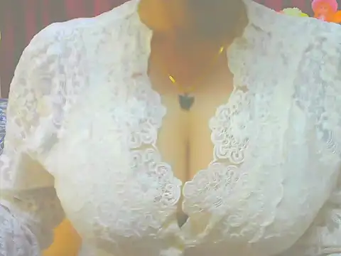 Snapshot of ishmita99 chatting on 01/10/25, 06:42 ishmita99 online show from 01/10/25, 06:42