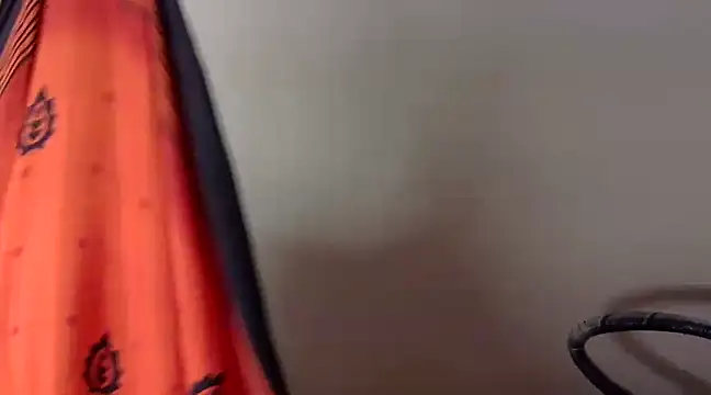 Snapshot of lola-__ chatting on 12/06/24, 04:17 lola- online show from 12/06/24, 04:17