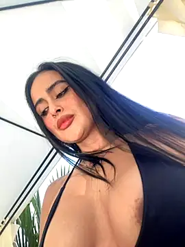 Alexandra duque online show from 10/17/25, 08:55