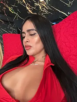 Snapshot of Alexandra_duque chatting on 02/08/26, 08:45 Alexandra duque online show from 02/08/26, 08:45