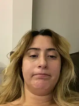 Snapshot of afrodizyak chatting on 02/02/26, 02:43 afrodizyak online show from 02/02/26, 02:43