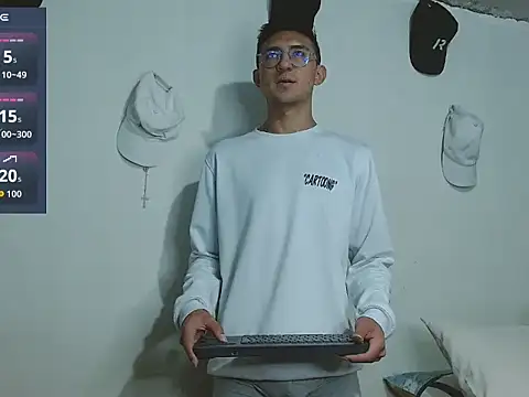 Snapshot of samfox_ chatting on 03/10/26, 11:15 samfox online show from 03/10/26, 11:15