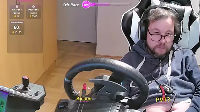 Snapshot of larsgessner30 chatting on 11/09/25, 10:41 larsgessner30 online show from 11/09/25, 10:41