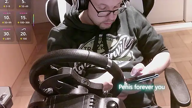 Snapshot of larsgessner30 chatting on 02/17/26, 07:42 larsgessner30 online show from 02/17/26, 07:42