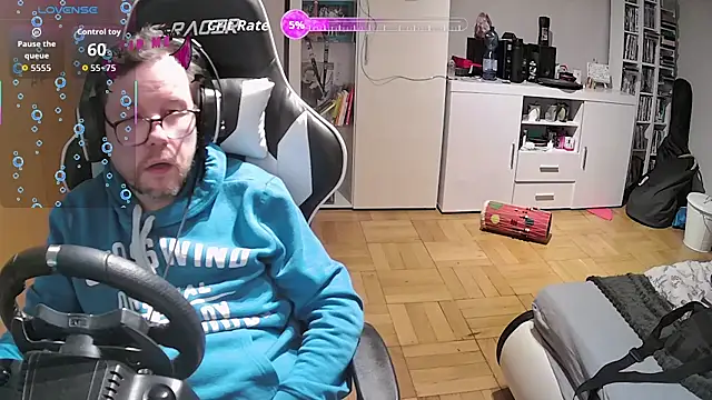 Snapshot of larsgessner30 chatting on 03/03/26, 10:26 larsgessner30 online show from 03/03/26, 10:26