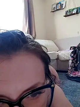 Milky flexy cat online show from 03/19/25, 03:19