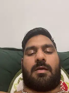 Snapshot of hard_dick011 chatting on 01/05/25, 03:22 hard dick011 online show from 01/05/25, 03:22