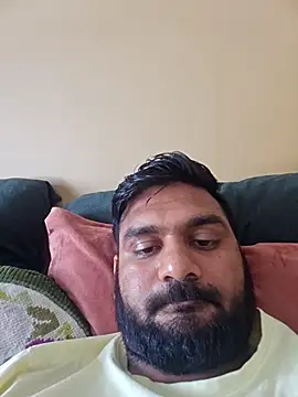 Snapshot of hard_dick011 chatting on 01/05/26, 05:27 hard dick011 online show from 01/05/26, 05:27