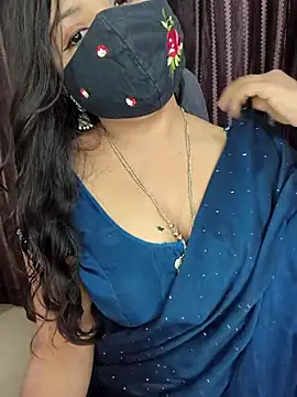 Snapshot of Tanvi-patil chatting on 11/14/25, 06:12 Tanvi-patil online show from 11/14/25, 06:12