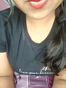 Snapshot of Tanvi-patil chatting on 02/06/26, 04:54 Tanvi-patil online show from 02/06/26, 04:54
