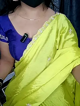Snapshot of Tanvi-patil chatting on 04/09/26, 05:18 Tanvi-patil online show from 04/09/26, 05:18