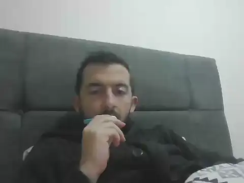 laynufff online show from 12/04/25, 06:27