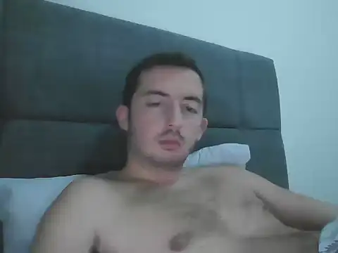 laynufff online show from 12/13/25, 07:53