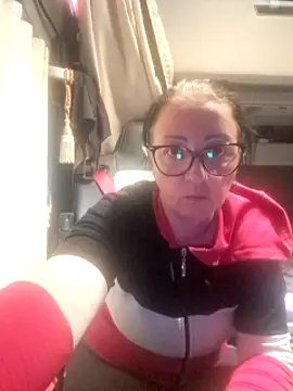 Snapshot of cuplubijoanna chatting on 03/07/25, 06:43 cuplubijoanna online show from 03/07/25, 06:43