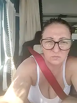 Snapshot of cuplubijoanna chatting on 09/17/25, 11:12 cuplubijoanna online show from 09/17/25, 11:12