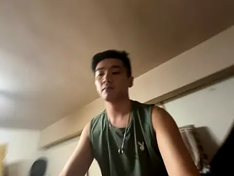 Snapshot of Adam_XDZ chatting on 09/25/25, 06:17 Adam XDZ online show from 09/25/25, 06:17