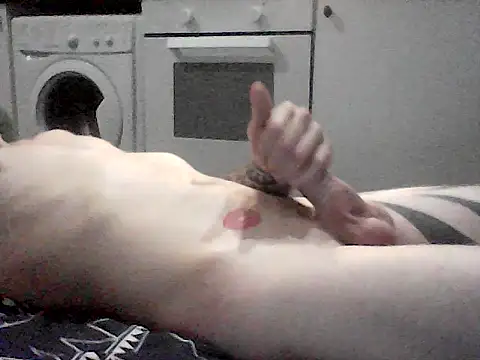 Snapshot of gavkagav chatting on 11/28/25, 11:07 gavkagav online show from 11/28/25, 11:07