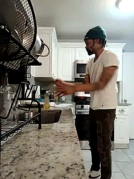 1BeautyN1Beast online show from 02/14/25, 04:58