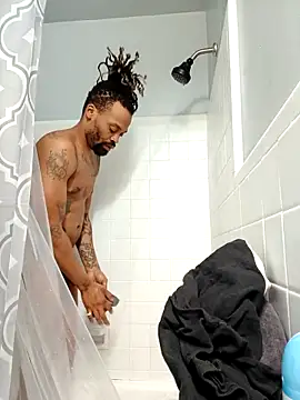 1BeautyN1Beast online show from 02/18/25, 06:15