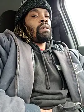 1BeautyN1Beast online show from 02/19/25, 09:03