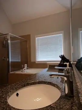 1BeautyN1Beast online show from 09/25/25, 04:54