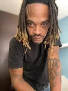 1BeautyN1Beast online show from 10/24/25, 01:29