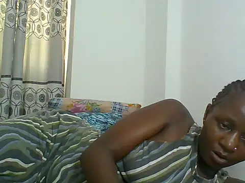 Snapshot of Chocolateskin4 chatting on 03/28/26, 07:19 Chocolateskin4 online show from 03/28/26, 07:19