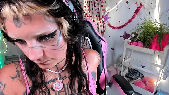 lady sontse  online show from 05/10/26, 07:19