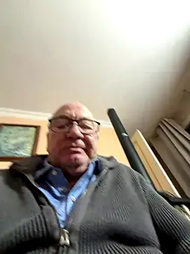 biggandybig online show from 12/01/25, 06:02