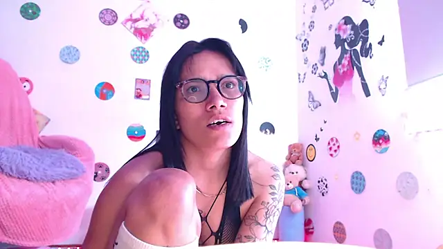 Yaumiko online show from 03/07/25, 03:18