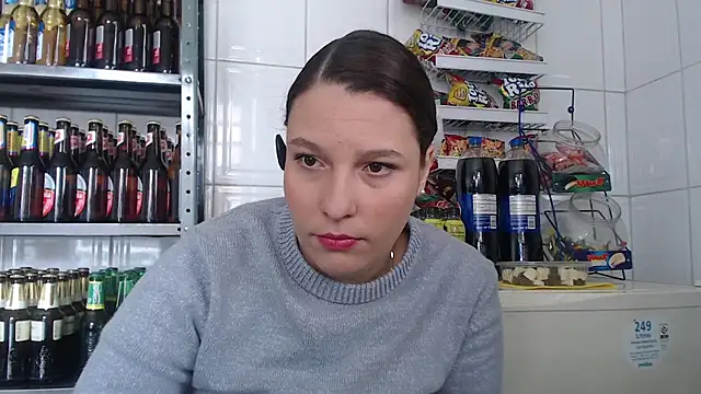 Snapshot of alexia_87 chatting on 04/10/26, 03:28 alexia 87 online show from 04/10/26, 03:28