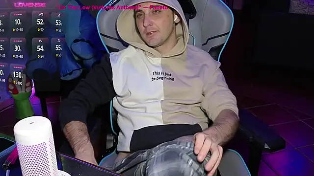 Snapshot of Gil_gamesh90 chatting on 01/14/26, 10:47 Gil gamesh90 online show from 01/14/26, 10:47