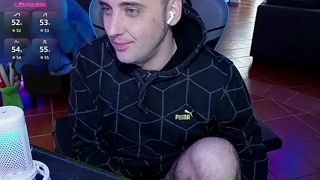 Snapshot of Gil_gamesh90 chatting on 02/02/26, 10:47 Gil gamesh90 online show from 02/02/26, 10:47