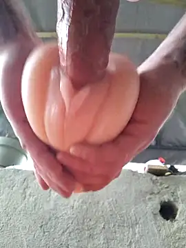 RomWoolf online show from 03/10/25, 04:35