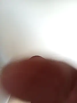 Snapshot of tuwegon chatting on 05/12/26, 01:14 tuwegon online show from 05/12/26, 01:14