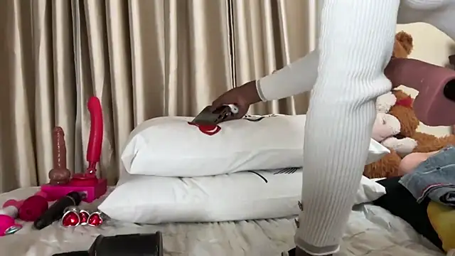 SexyAudreyFuck online show from 11/12/25, 11:47