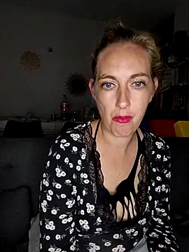 Snapshot of leplaisirdudesir chatting on 11/13/25, 09:14 leplaisirdudesir online show from 11/13/25, 09:14