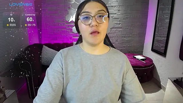 conniejames m online show from 06/18/26, 01:04