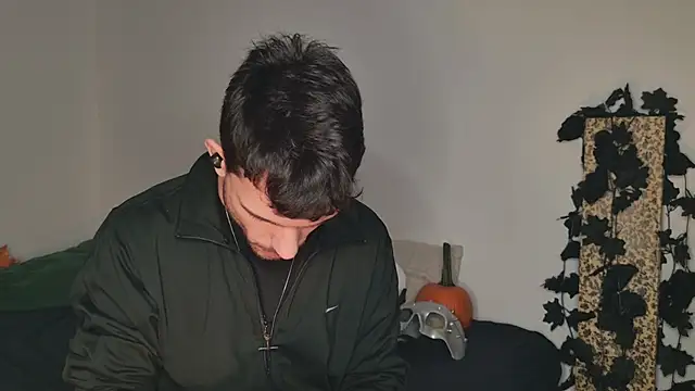 Snapshot of JackDesFeux chatting on 10/10/25, 02:21 JackDesFeux online show from 10/10/25, 02:21